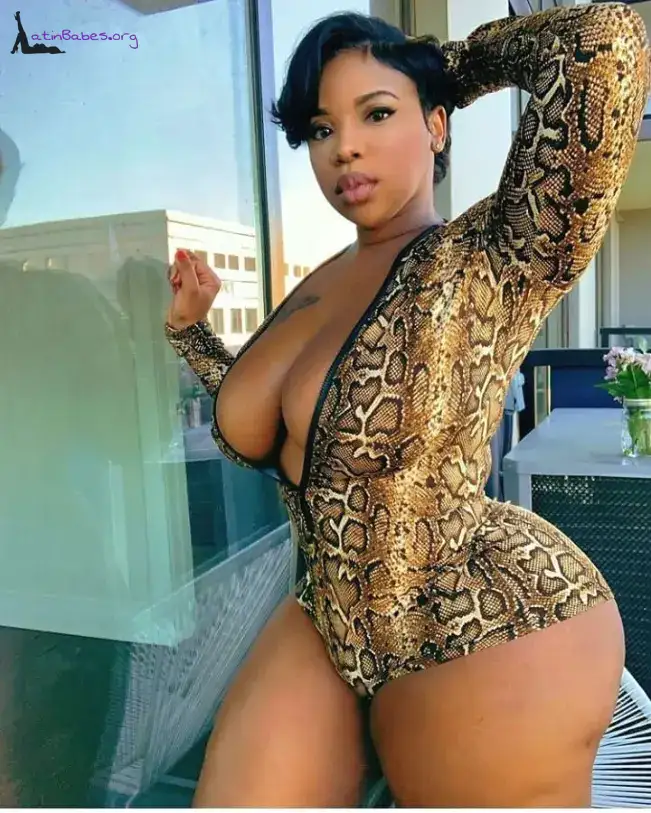 sexy Jamaican females photo