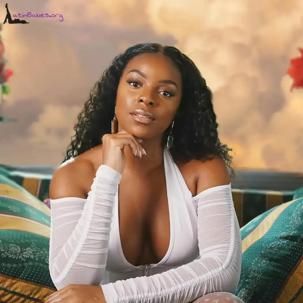 stunning Jamaican babe photo